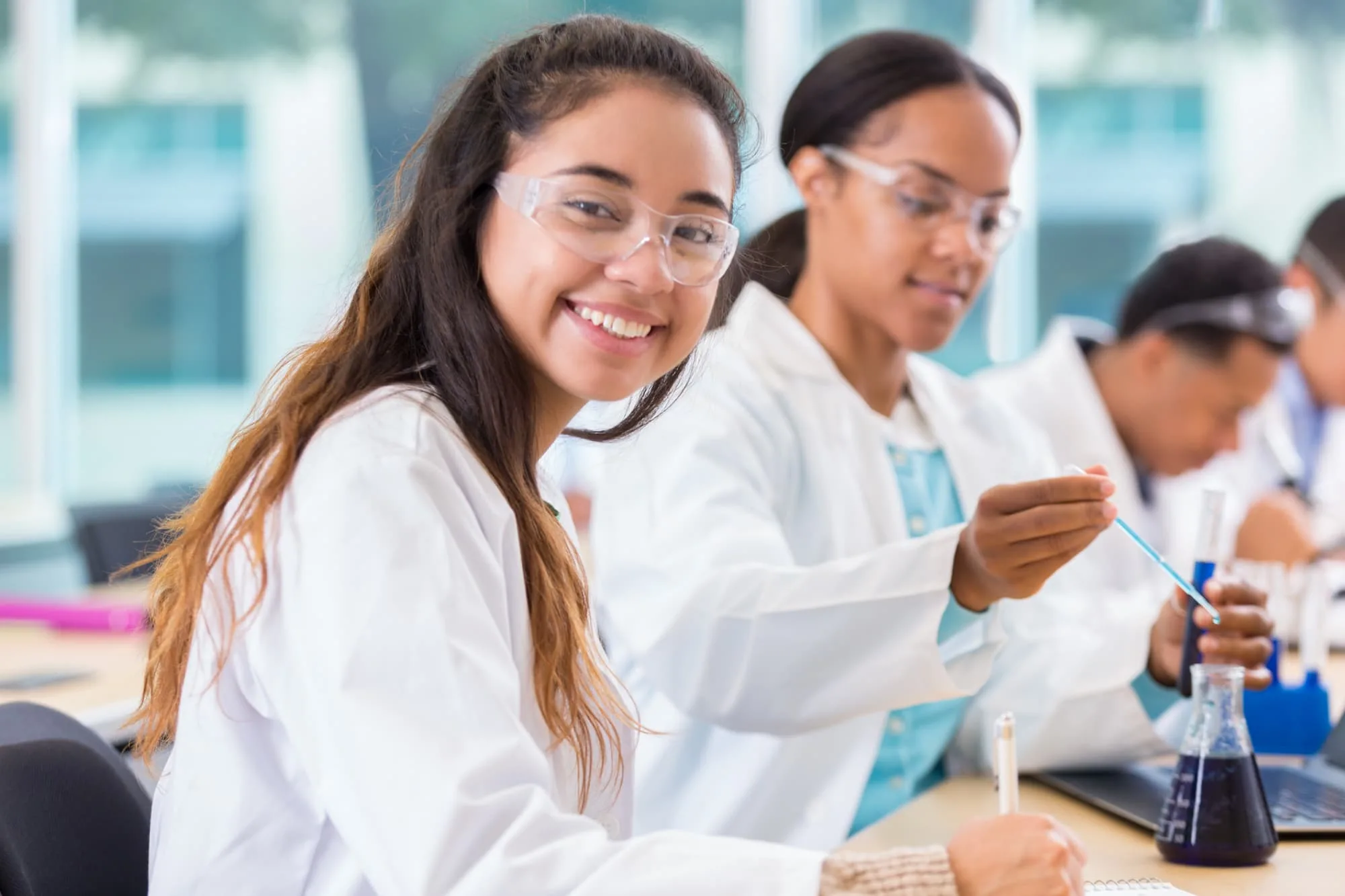 Scholarships for STEM Students in the USA: Boosting Science and Technology Careers